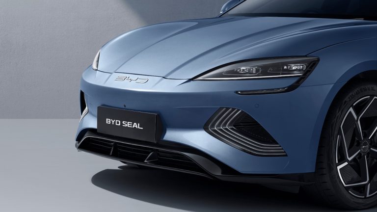 BYD Seal Slider 2
