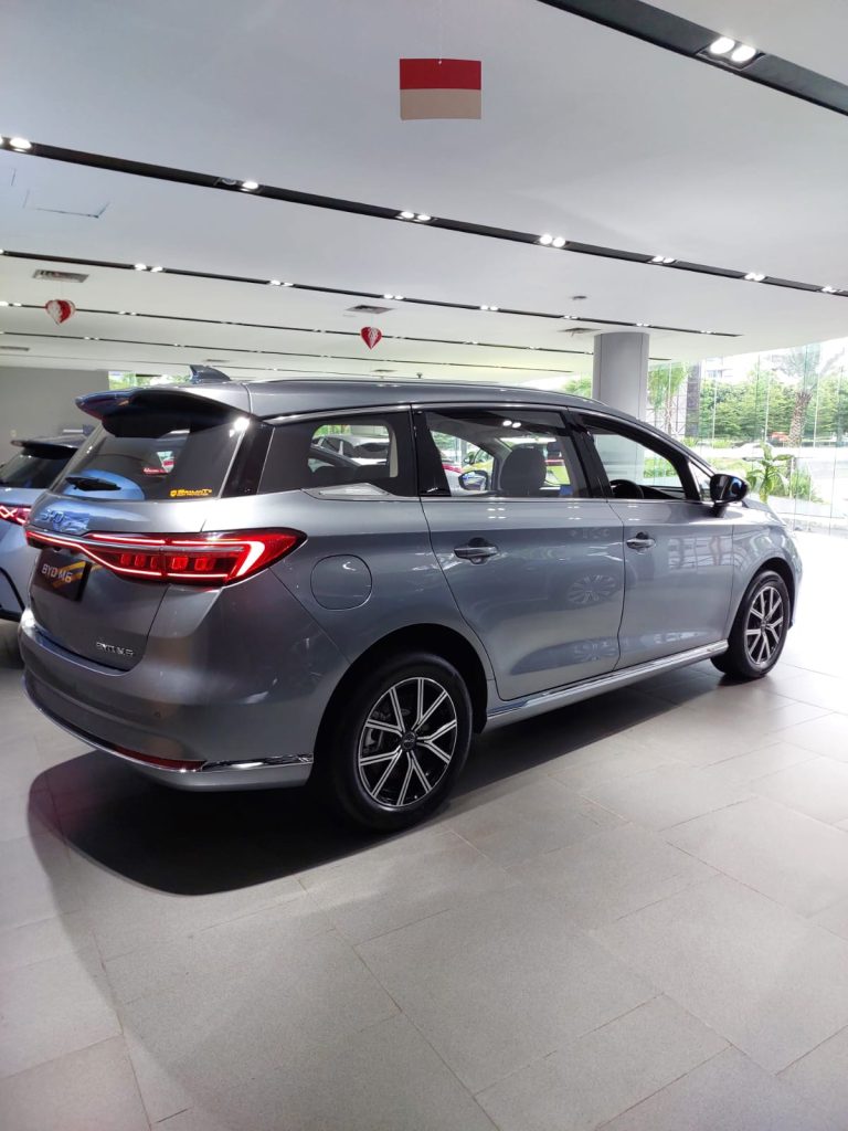 Promo Harga BYD M6 2026 Indonesia Grey 3