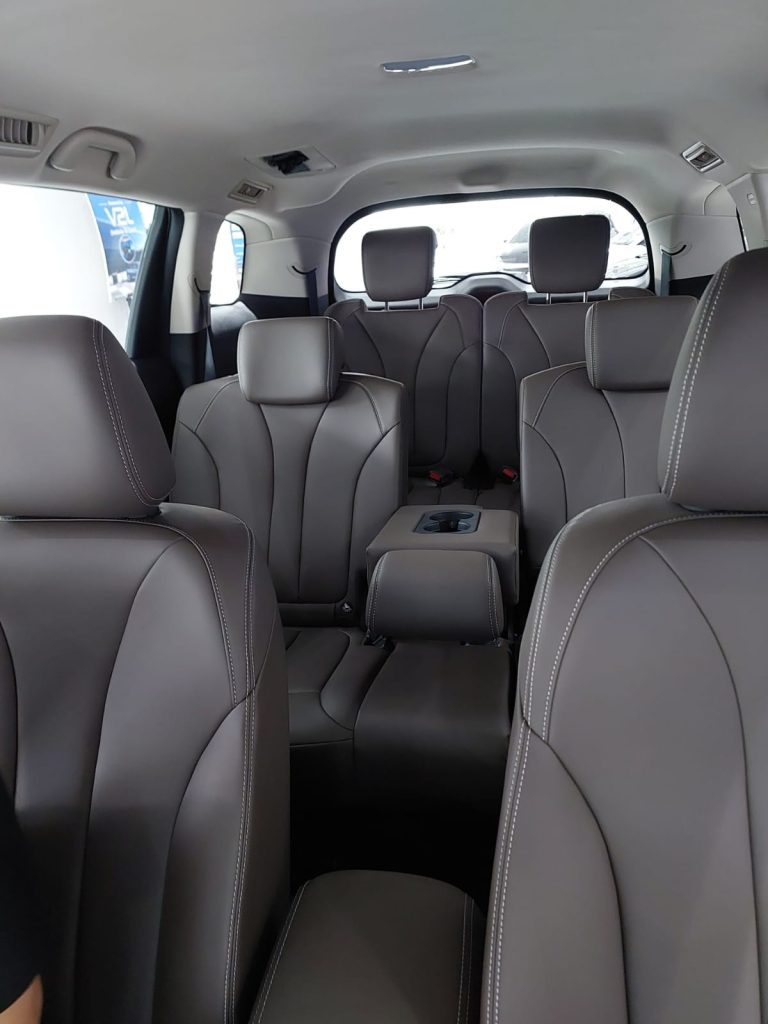 Interior BYD M6 MD PHEV 2026 Indonesia Brown 7a